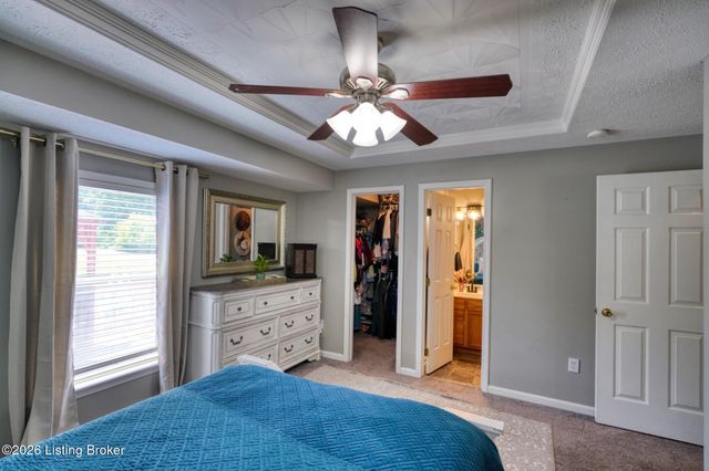 13007 Lavenia Ln, Louisville, KY 40272