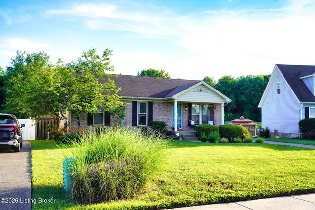 13007 Lavenia Ln, Louisville, KY 40272