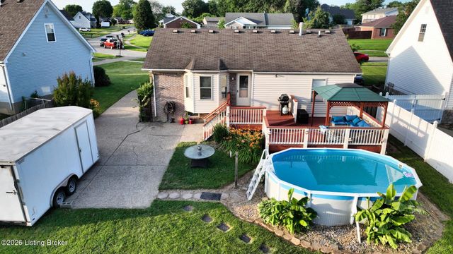 13007 Lavenia Ln, Louisville, KY 40272