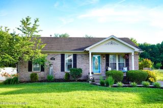 13007 Lavenia Ln, Louisville, KY 40272