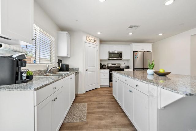 30887 Grand Prix Ct, Winchester, CA 92596