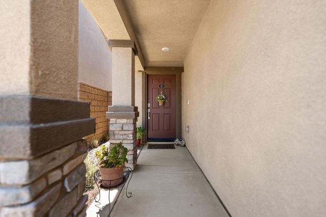 30887 Grand Prix Ct, Winchester, CA 92596