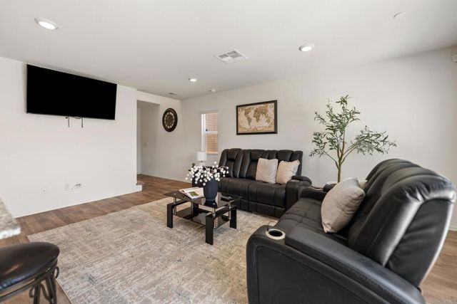 30887 Grand Prix Ct, Winchester, CA 92596