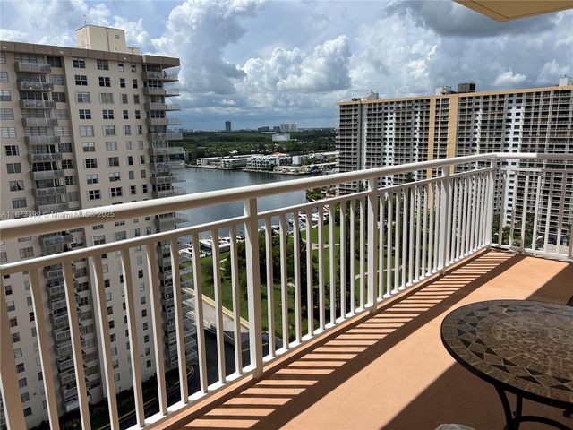 251 174th St 1905, Sunny Isles Beach, FL 33160