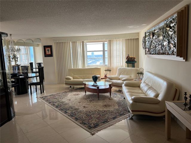 251 174th St 1905, Sunny Isles Beach, FL 33160