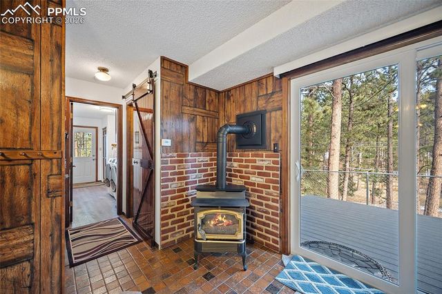 400 Sunnywood Lane, Woodland Park, CO 80863