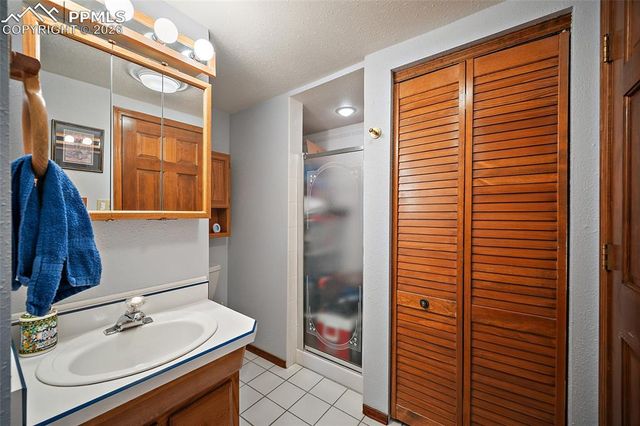 400 Sunnywood Lane, Woodland Park, CO 80863