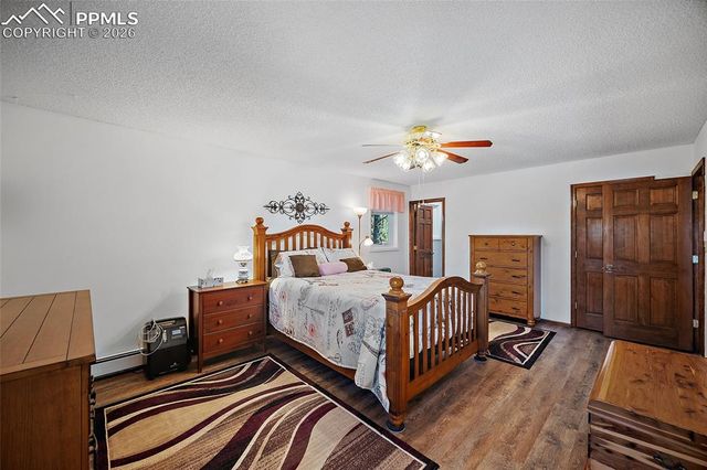 400 Sunnywood Lane, Woodland Park, CO 80863