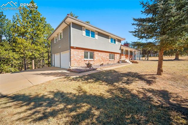 400 Sunnywood Lane, Woodland Park, CO 80863