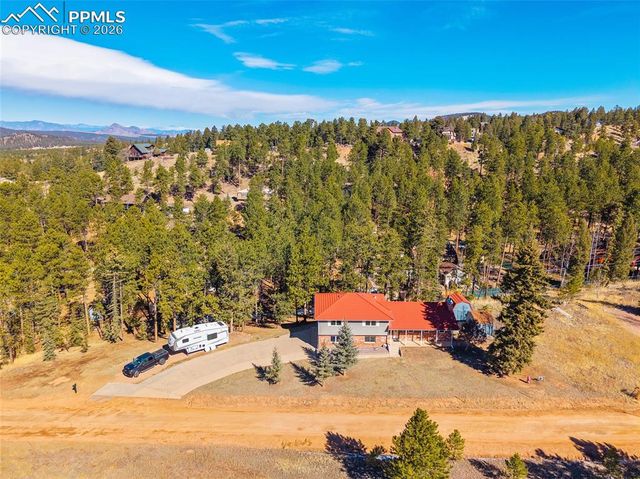400 Sunnywood Lane, Woodland Park, CO 80863