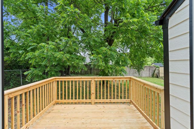 2026 Salem Mason Dr, Nashville, TN 37208