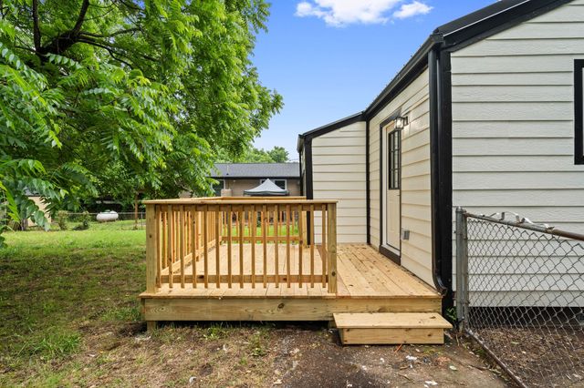 2026 Salem Mason Dr, Nashville, TN 37208
