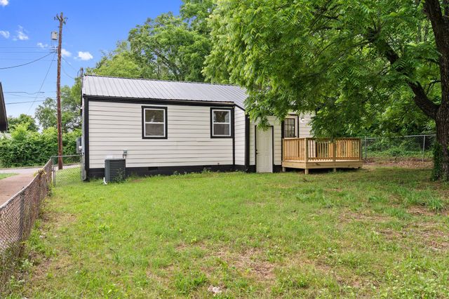 2026 Salem Mason Dr, Nashville, TN 37208