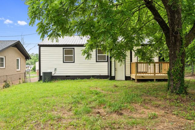 2026 Salem Mason Dr, Nashville, TN 37208