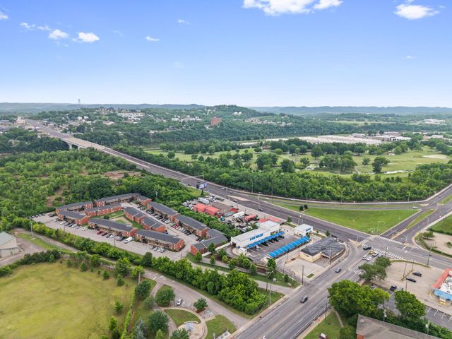 2026 Salem Mason Dr, Nashville, TN 37208