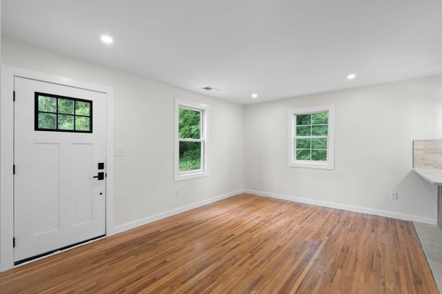 2026 Salem Mason Dr, Nashville, TN 37208