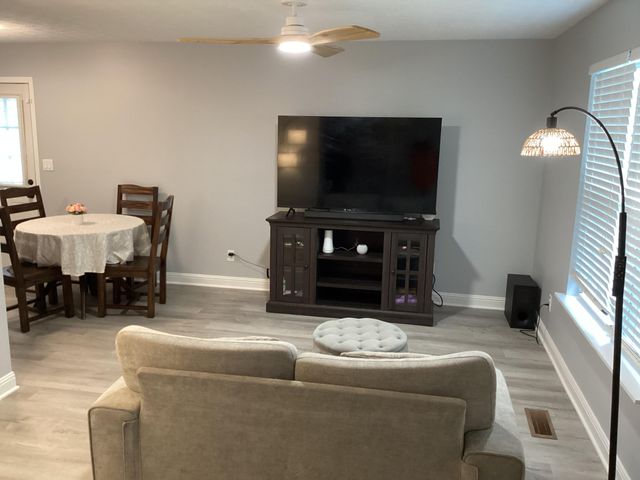 106 Jonathan Ct., Frankfort, KY 40601