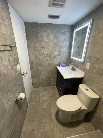 4500 N Federal Hwy 102a 102A, Lighthouse Point, FL 33064