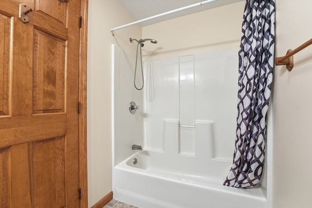 22 Sczygiel Rd, Ware, MA 01082
