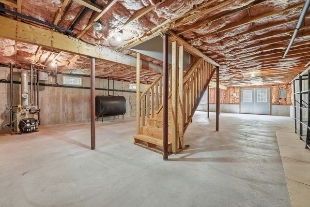 22 Sczygiel Rd, Ware, MA 01082