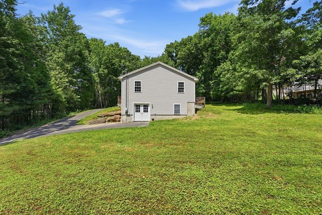22 Sczygiel Rd, Ware, MA 01082