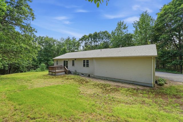 22 Sczygiel Rd, Ware, MA 01082