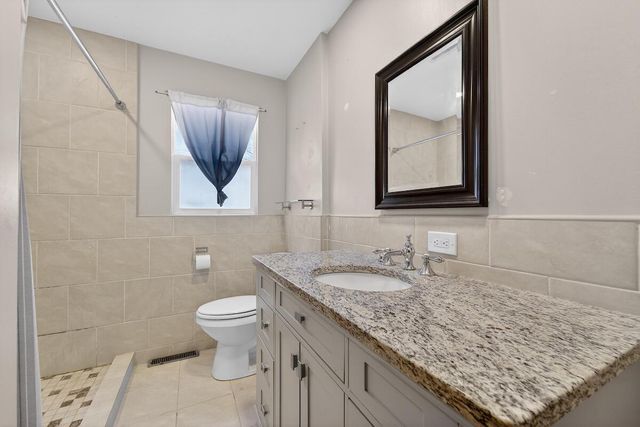 807 79th STREET, Kenosha, WI 53143