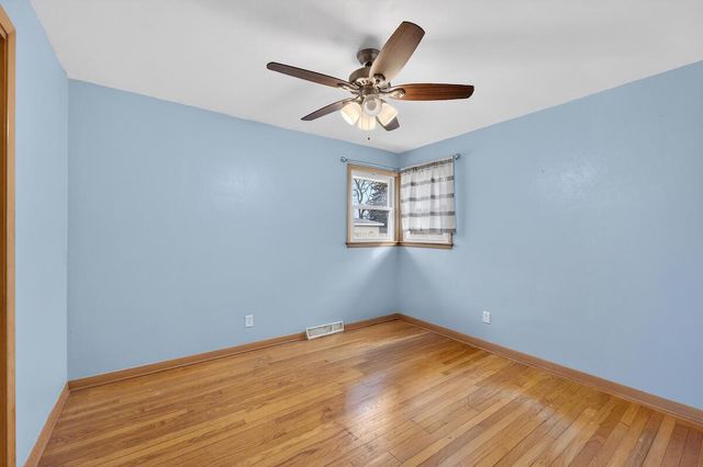 807 79th STREET, Kenosha, WI 53143