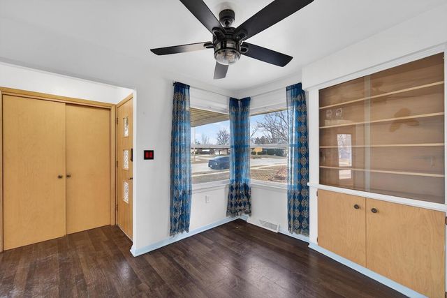 807 79th STREET, Kenosha, WI 53143