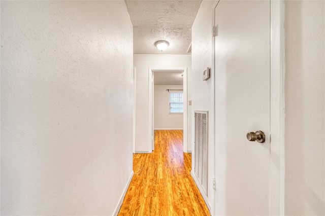 7811 Westbank Avenue, Houston, TX 77064