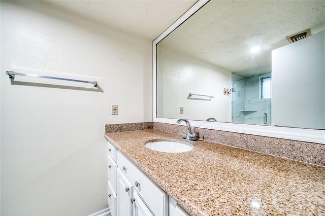 7811 Westbank Avenue, Houston, TX 77064