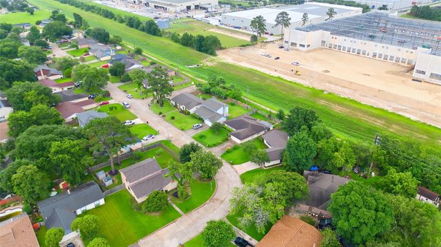 7811 Westbank Avenue, Houston, TX 77064