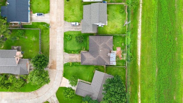 7811 Westbank Avenue, Houston, TX 77064
