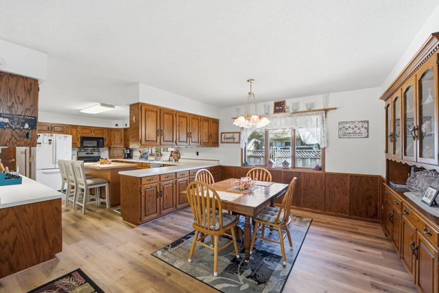 1600 7th Avenue SE, Willmar, MN 56201