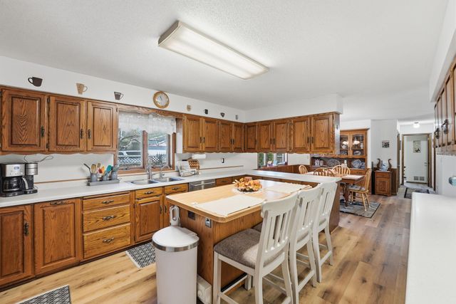 1600 7th Avenue SE, Willmar, MN 56201