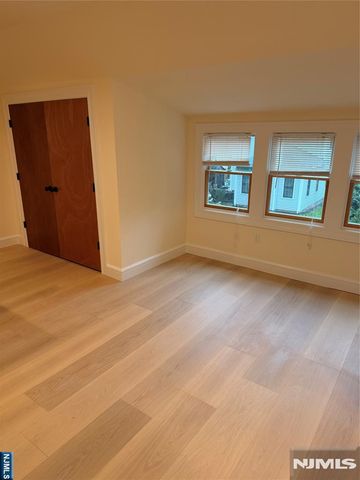 435 Durie Avenue, Closter, NJ 07624