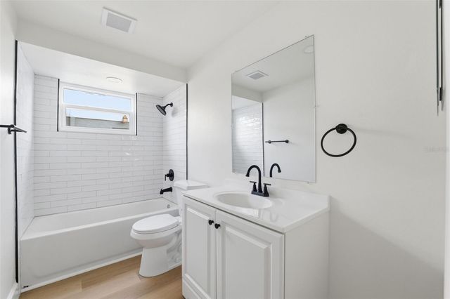 1200 GRAND BOULEVARD, Holiday, FL 34690