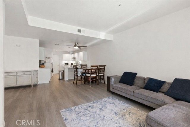 2900 Via Toscana 101, Corona, CA 92879