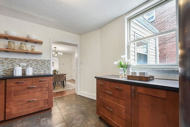 1302 Boyle St, Central North Side, PA 15212