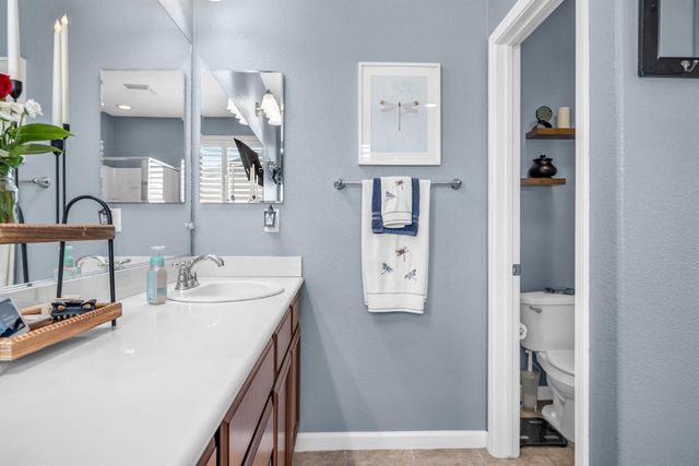 1817 Glenmark Way, Roseville, CA 95747