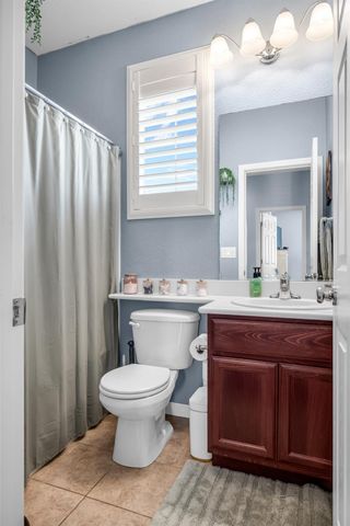 1817 Glenmark Way, Roseville, CA 95747