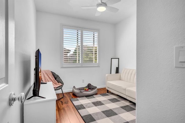 1817 Glenmark Way, Roseville, CA 95747
