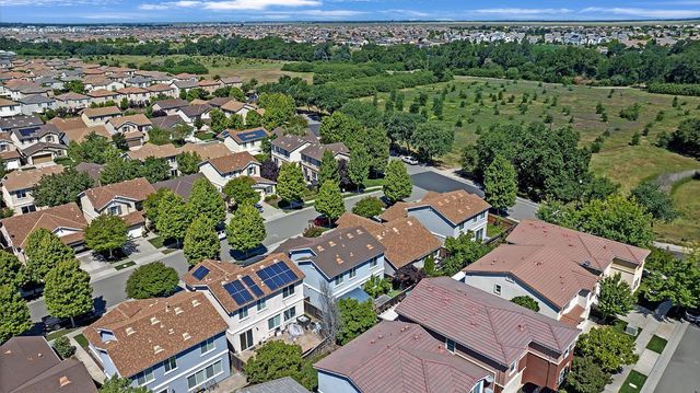 1817 Glenmark Way, Roseville, CA 95747