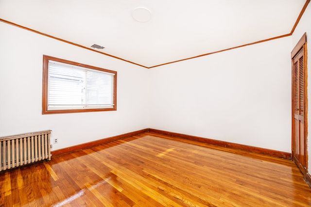 19 Puritan Rd 19, Somerville, MA 02145