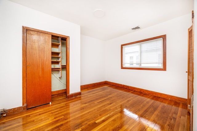 19 Puritan Rd 19, Somerville, MA 02145