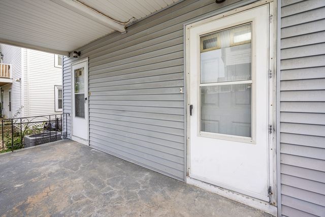 19 Puritan Rd 19, Somerville, MA 02145