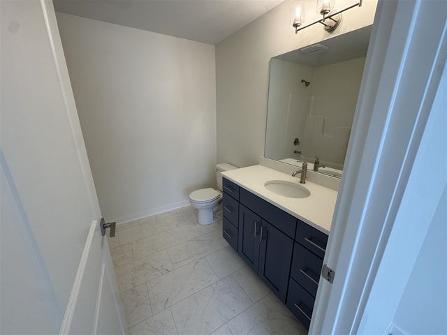 1980 S Shorewood Lane 19, Holland, MI 49423