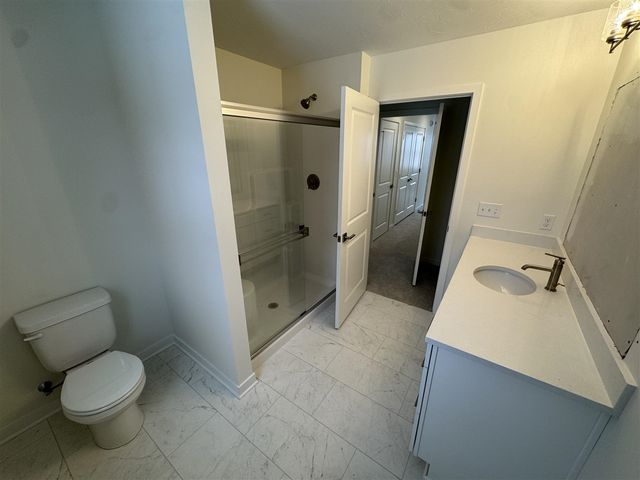 1980 S Shorewood Lane 19, Holland, MI 49423