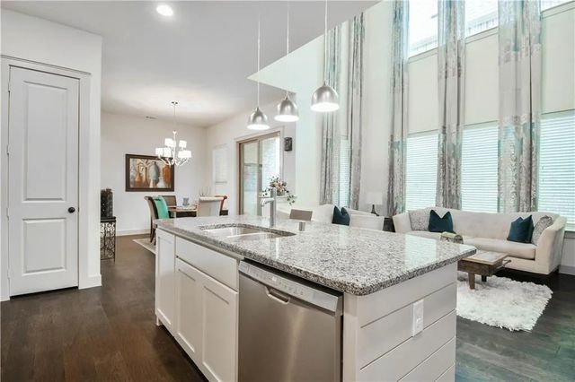 1402 French Violet Way, Arlington, TX 76005