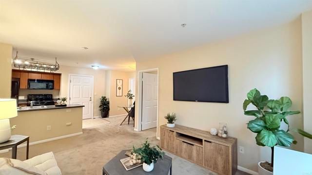 1435 India St 409, San Diego, CA 92101